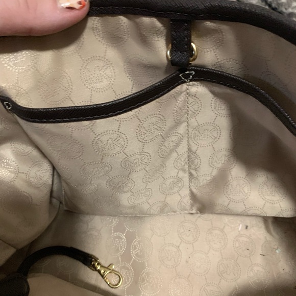 Authentic Michael Kors handbag - Picture 6 of 8